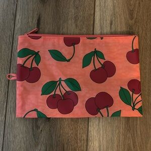 BAGGU cherry go pouch
